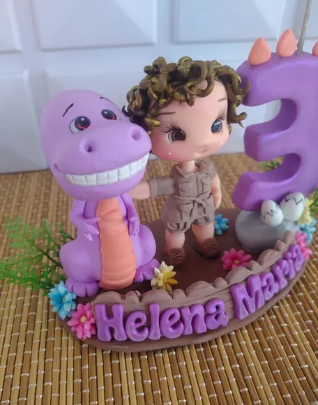Topo de Bolo Dinossauro de Menina