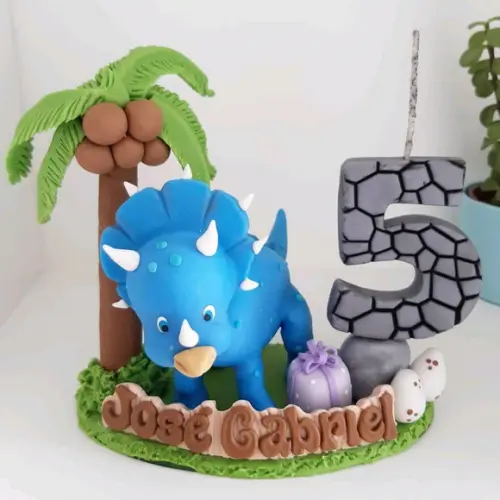 Topo de Bolo Dinossauro em Biscuit