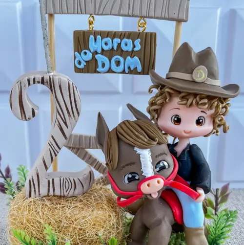 Topo de Bolo Haras Cavalo Personalizado em Biscuit | Festa