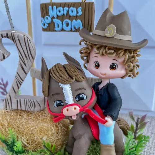 Topo de Bolo Haras Cavalo Personalizado em Biscuit | Festa