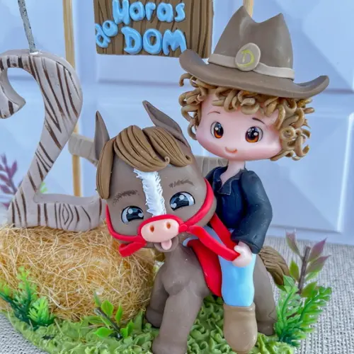 Topo de Bolo Haras Cavalo Personalizado em Biscuit | Festa