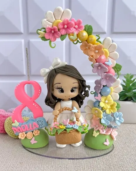Topo de Bolo Jardim/ Flores Boneca Personalizada com Nome