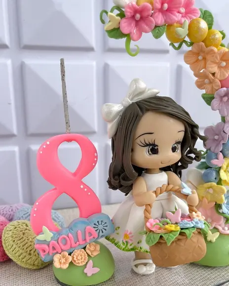 Topo de Bolo Jardim/ Flores Boneca Personalizada com Nome