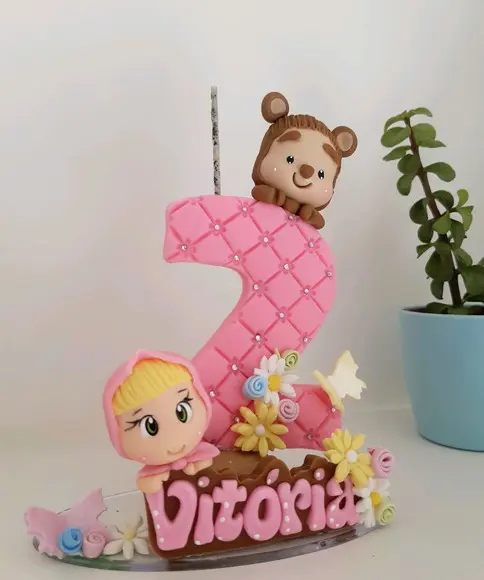 Topo de Bolo Menina e Urso em Biscuit