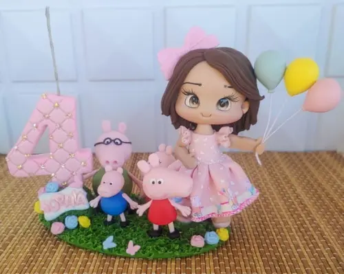 Topo de Bolo Menina Porquinha