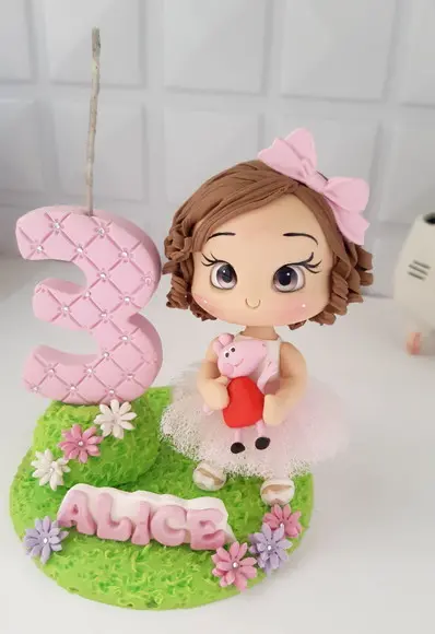 Topo de Bolo Menina Porquinha