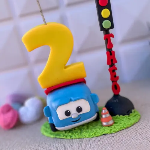 Topo de Bolo Personalizado Leo o Caminhão Biscuit