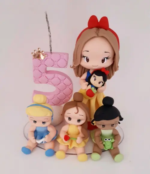 Topo de Bolo Princesas em Biscuit