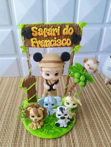 Topo de Bolo Safari em Biscuit