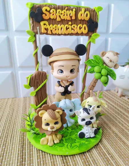 Topo de Bolo Safari em Biscuit