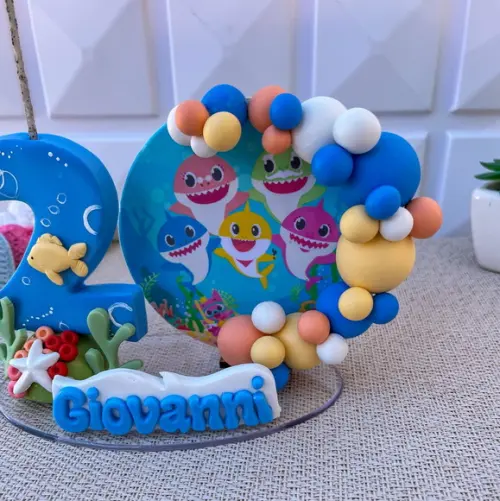 Vela Cenário Baby Shark Personalizada ? com Nome e Idade