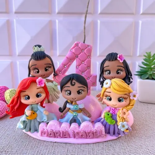 Vela Personalizada com Princesas