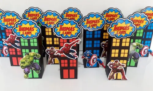 SUPER HEROIS
