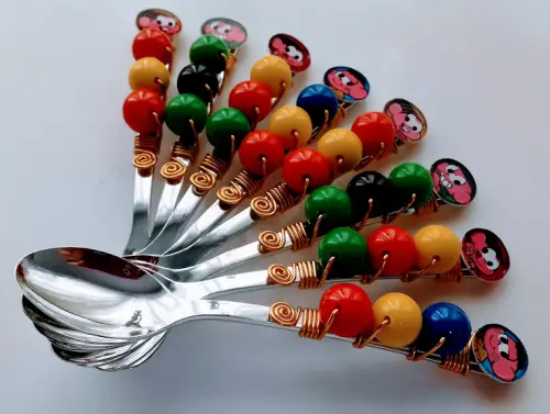 TALHERES BORDADOS