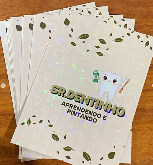 Kit 10 livros de Colorir Infantil Odontopediatria: Livrinho Sr. Dentinho + Giz de Cera