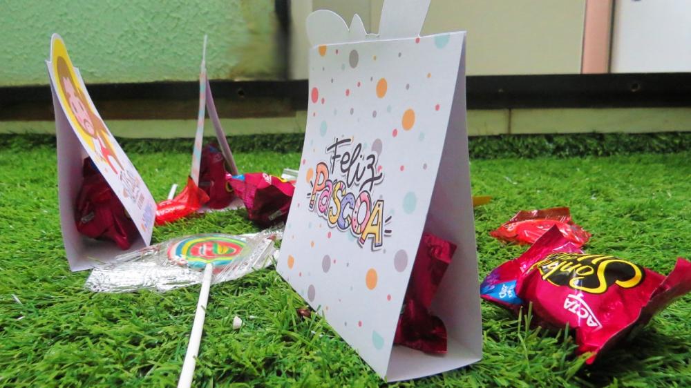 Arquivo Kit Digital Porta Bombom Cut Páscoa