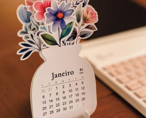 Arquivo Digital Mini Calendário Vasinhos de Flores 2026