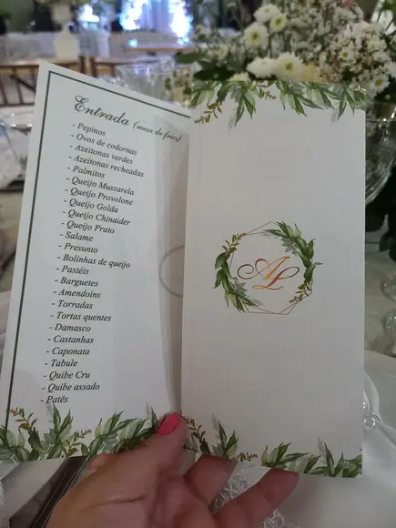 Arquivo Digital Menu Casamento Folhas Verdes Editavel