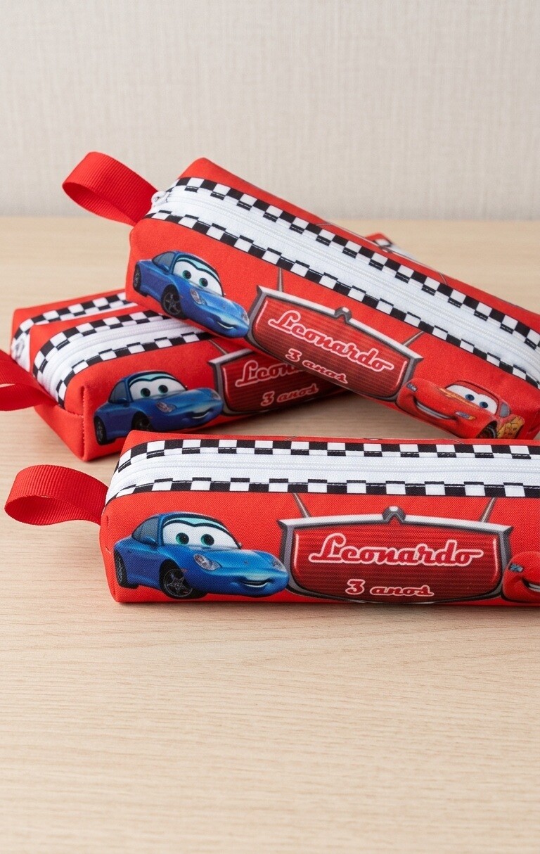 Estojo Escolar Personalizado para Lembrança de Aniversário