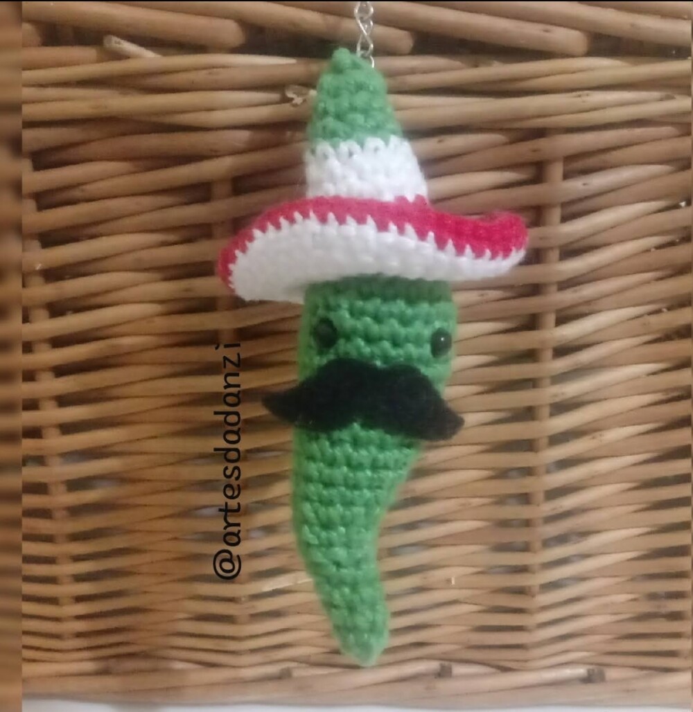 Chaveiro Pimenta Mexicana Amigurumi