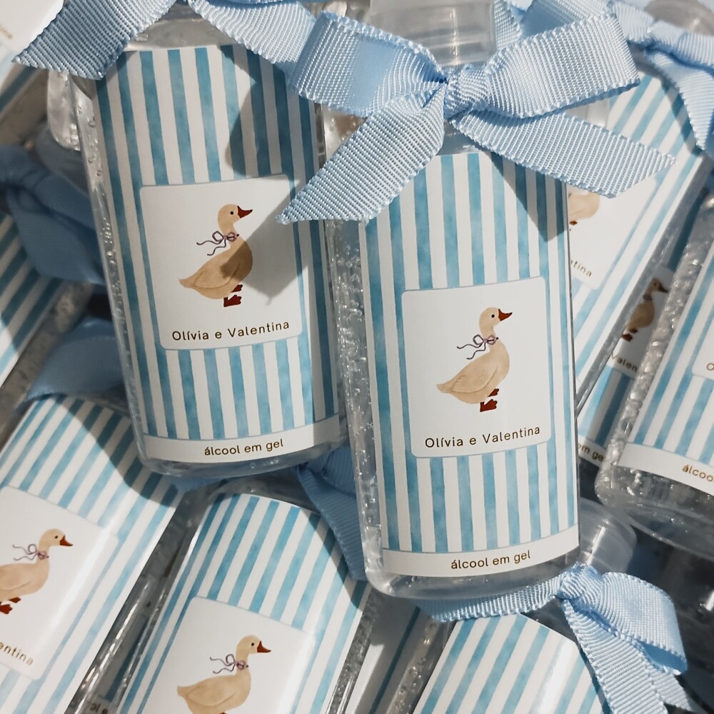 Lembrancinha álcool em gel 60 ml .