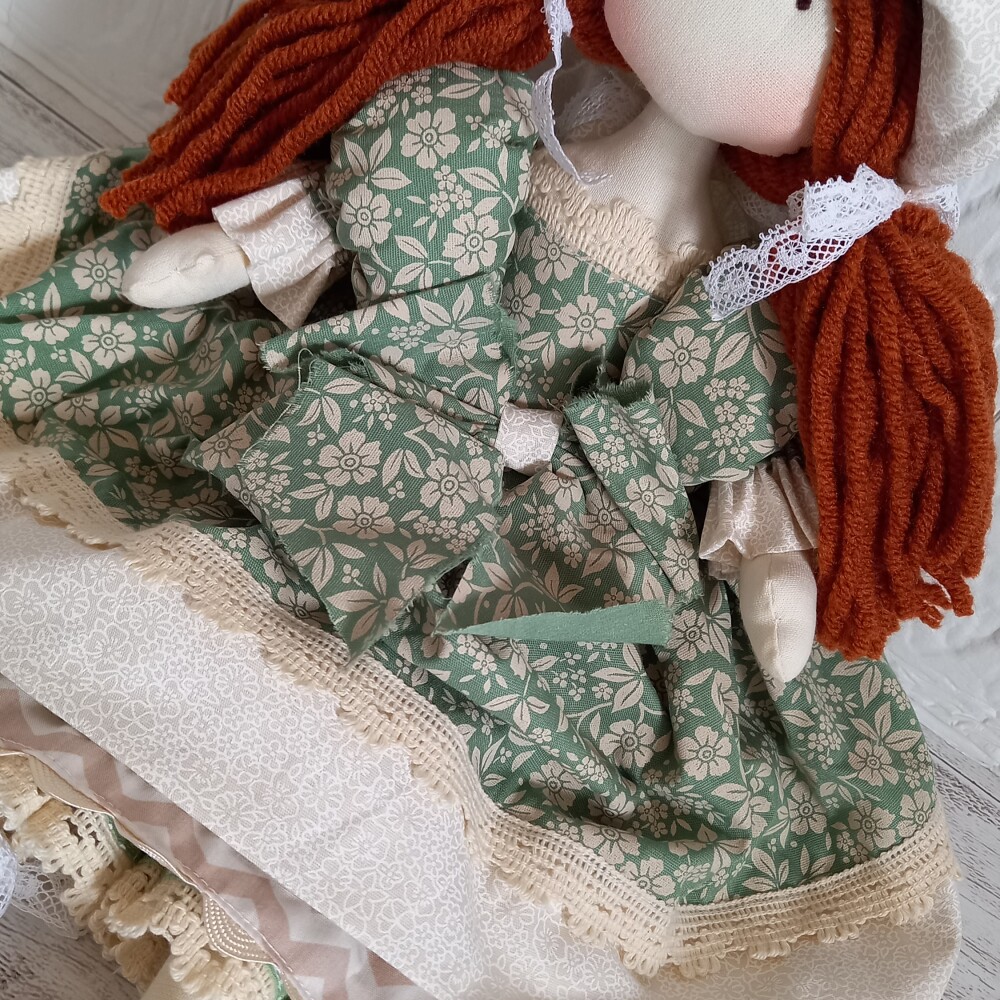 Boneca de Pano Camponesa Artesanal Algodão Chapéu Articulada Ve
