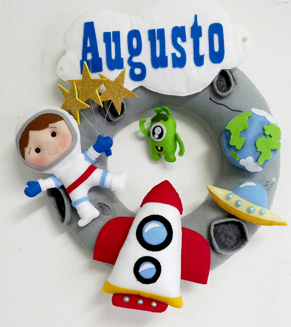 Guirlanda Feltro Astronauta Espacial Enfeite Porta Maternidade Pe