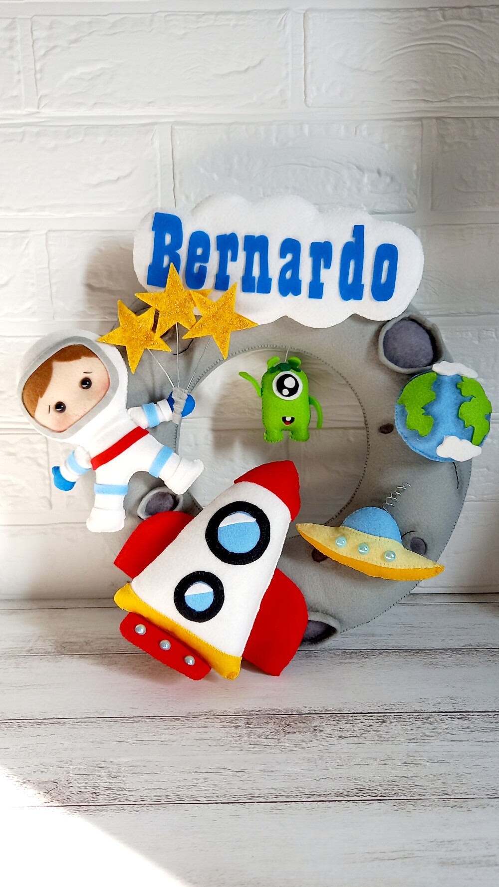 Guirlanda Feltro Astronauta Espacial Enfeite Porta Maternidade Pe
