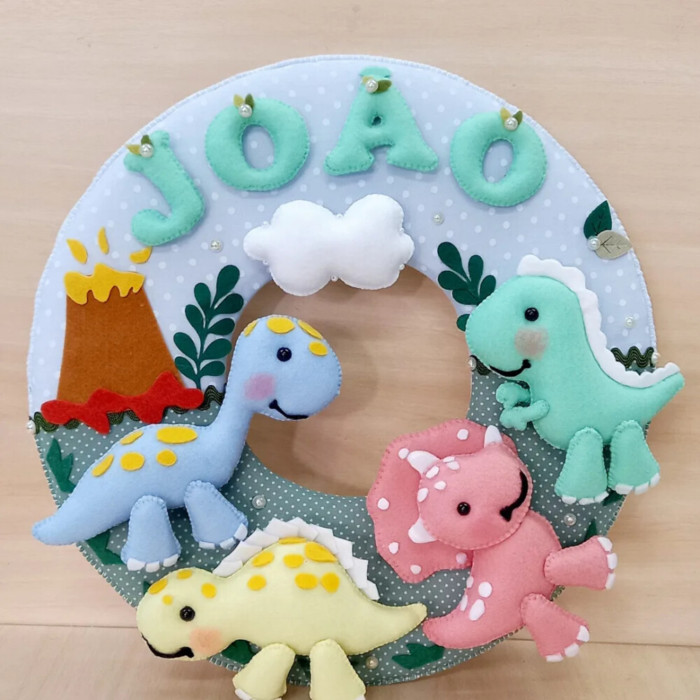 Guirlanda Feltro Dinossauros Enfeite Porta Maternidade Bebê Pers