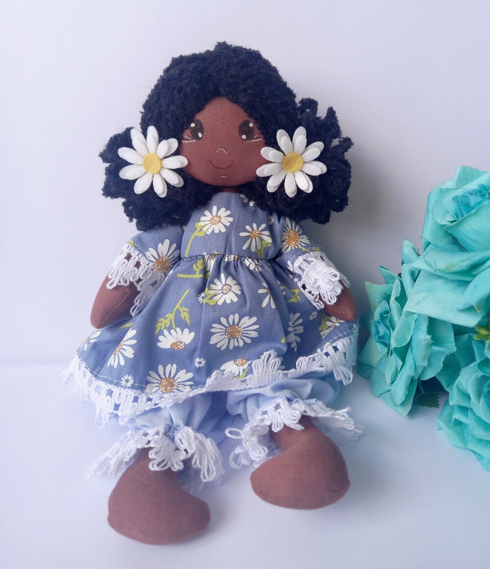 Boneca de Pano Artesanal Algodão Articulada Vestido Floral Azul 