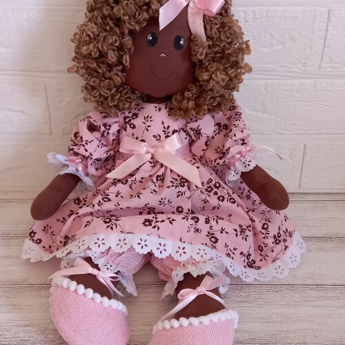 Boneca de Pano Artesanal Algodão Articulada Vestido Floral Rosa