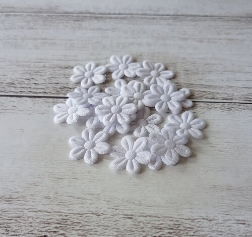 Flor 2cm Prensada Pacote 100 Unidades para Artesanato Laços Ling