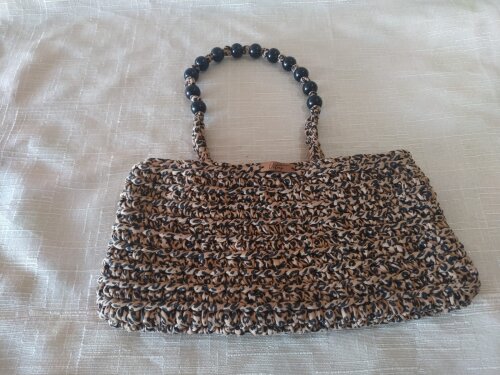 Bolsa de Crochê em Fio de Malha Artesanal Forrada com Zíper