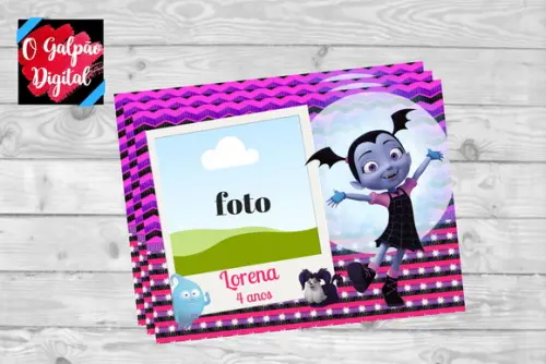 Imã de Geladeira Vampirina