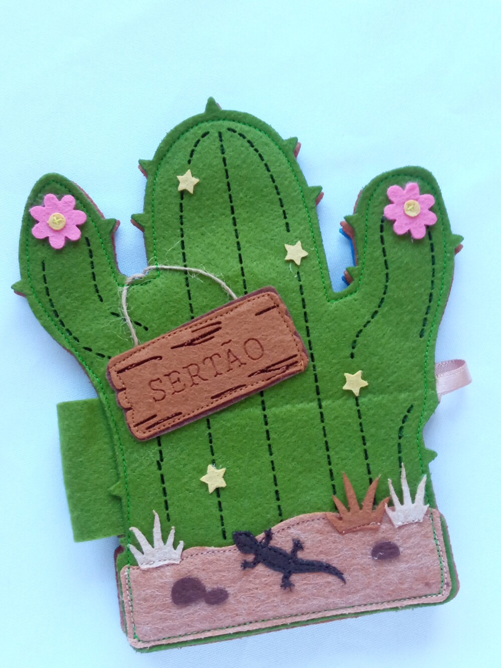 Livro Sensorial Sertão em Feltro : Cenário Cacto + 2 Dedoches