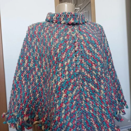 Poncho Capa em Crochê