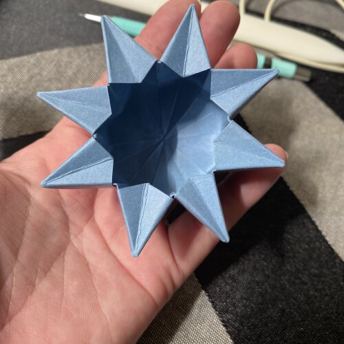 Forminha para Doces em Origami | Estrela 8 pontas