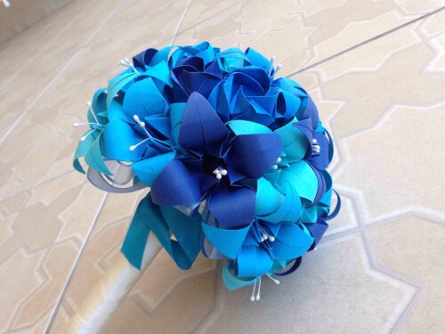 Buquê Origami Lírios e Rosas
