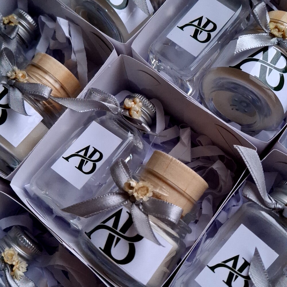 100 Kit Vela e Difusor artesanal Personalizado para aniversárioe
