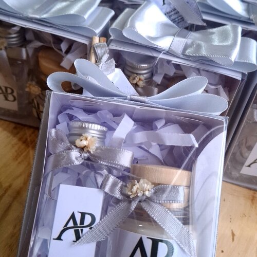 100 Kit Vela e Difusor artesanal Personalizado para aniversárioe