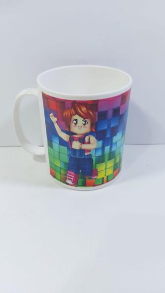 Caneca Plastica Julia Minegirl