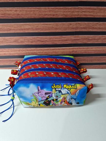Estojo 4 Divisórias Pokemon