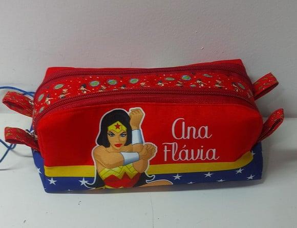 Estojo Duplo Mulher Maravilha
