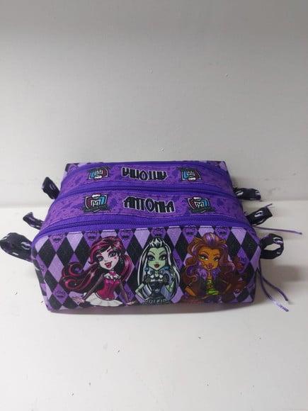 Estojo Triplo Monster High
