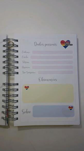 Kit Caderno e Estojo Now United