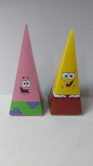 Kit Caixa Pirâmide Bob Esponja e Patrick