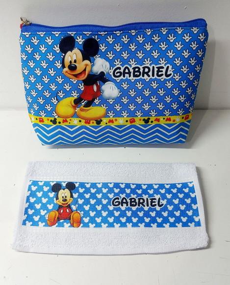 Kit Necessaire + Toalha Mickey