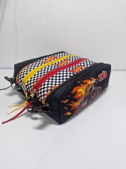 Estojo 4 Divisórias Hot Wheels 2