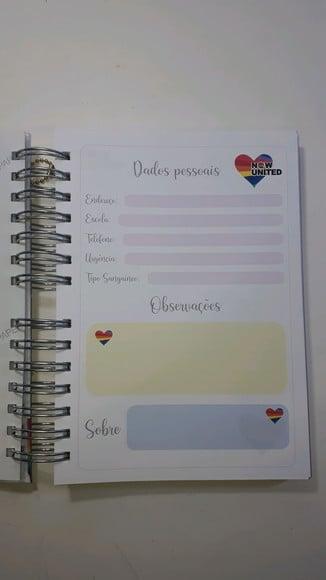 Kit Caderno e Estojo Now United