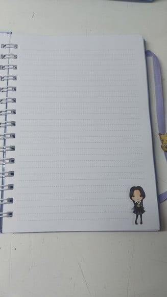 Kit Caderno Wandinha